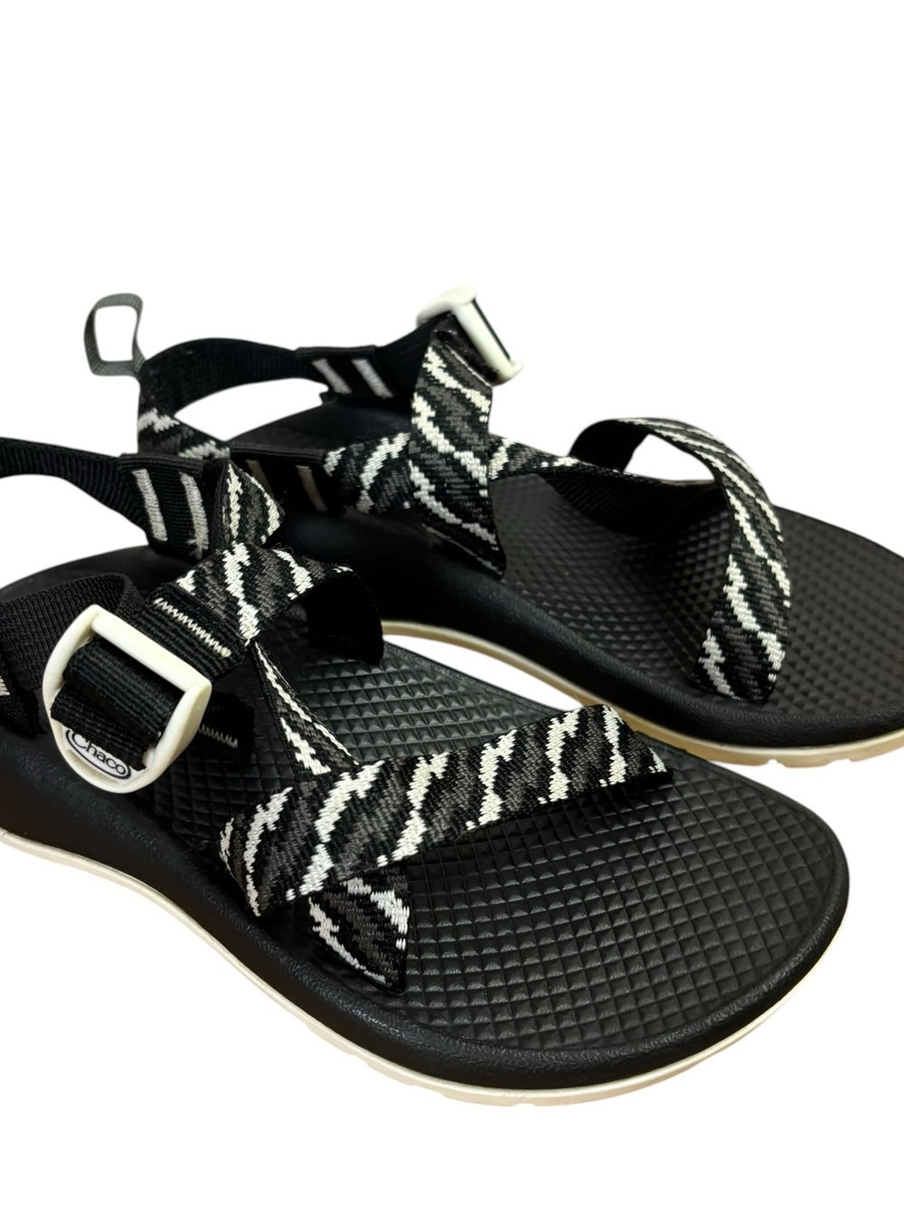 Chaco Kids Black White Strappy Adjustable Sport Sandals Size US 2 EU 33